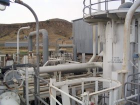 تزریق گاز در میادین کرنج و پارسی
